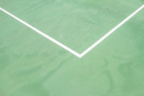 Pourquoi la rénovation d’un court de tennis en gazon synthétique à Lyon peut-elle prolonger la durée de vie du terrain ?