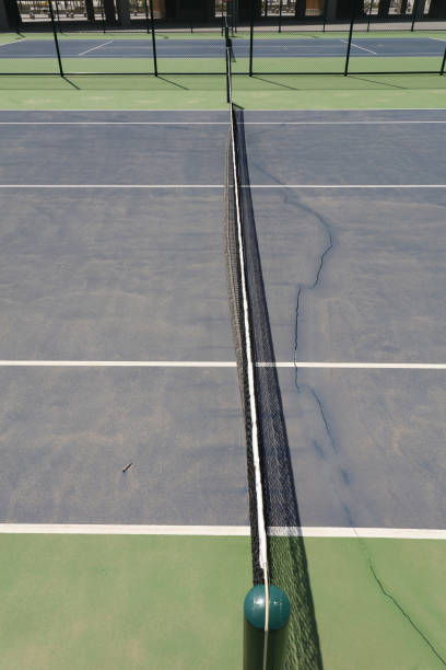 Construction d'un court de tennis en béton poreux à Toulon