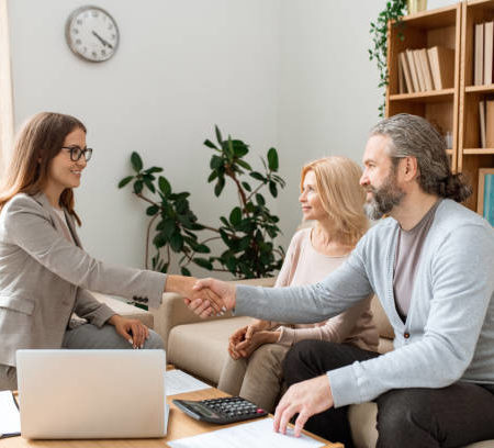 Comment un agent matrimonial à Annecy gère les profils avec des attentes précises ?