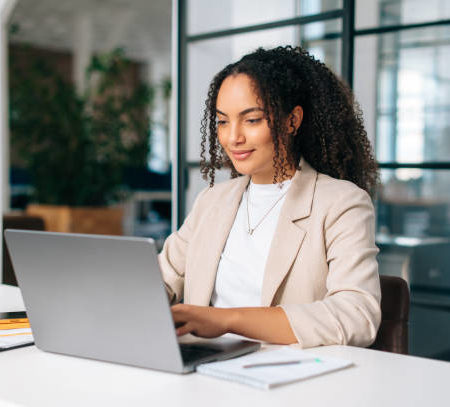 Visite Virtuelle Entreprise Paris : Pourquoi une visite efficace réduit 3 fois les demandes répétées ?