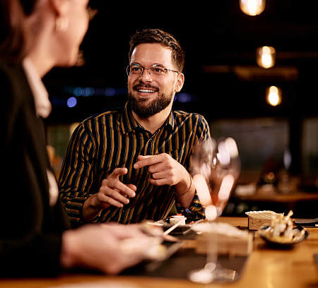 Comment un Bar ambiance à Lyon attire-t-il une clientèle fidèle ?