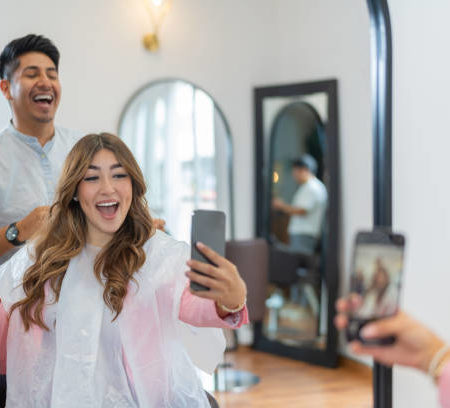 Comment un Hair SPA à Lyon peut-il sublimer les cheveux naturels sans les agresser ?