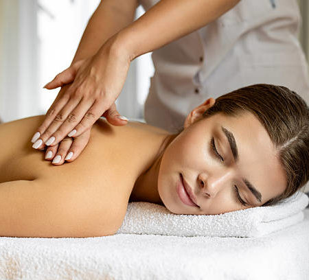 Le massage bien-être à Lyon peut-il s’intégrer dans une routine bien-être hebdomadaire ?