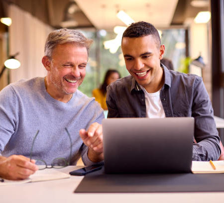 Pourquoi un contenu réseaux sociaux Lyon permet-il d’atteindre 6 objectifs marketing efficacement ?