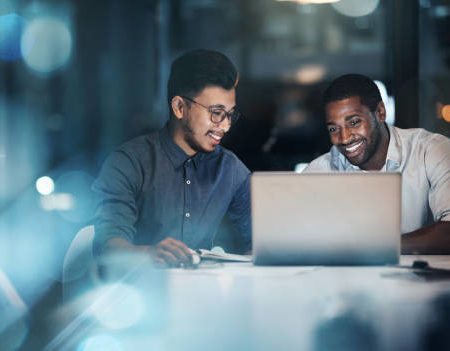 À qui s’adresser pour une agence réseaux sociaux Lyon avec 10 services efficaces ?