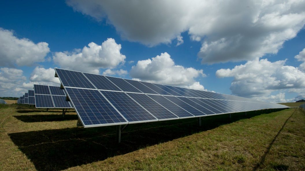 Nettoyage de panneaux solaires à Genève