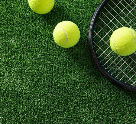 Quel entretien prévoir après une Construction court de tennis en gazon synthétique à Toulon ?