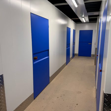 Quels types de biens peut-on conserver plusieurs années dans un box de stockage Saint-Quentin-Fallavier ?